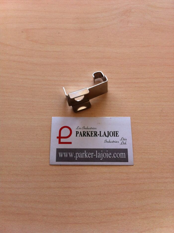 Coupling block lock clip